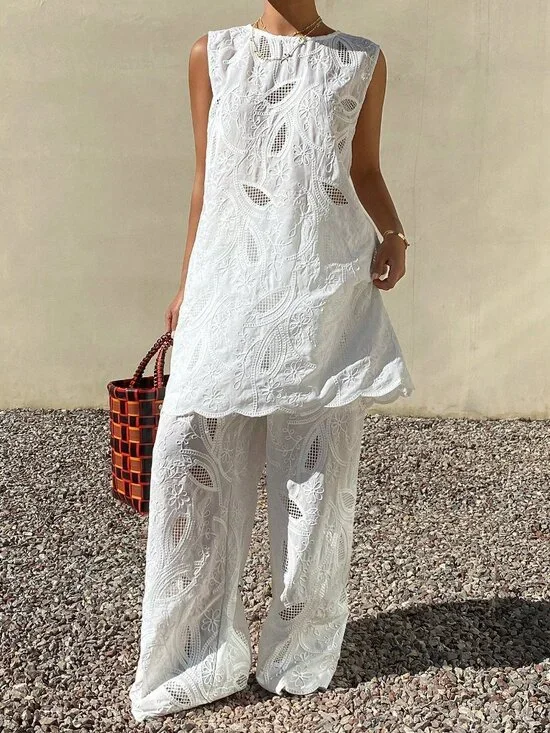 White Casual Women's Lace Floral Maxi Dress & Wide Leg Pants Two-Piece Suit - Picture 7 of 7